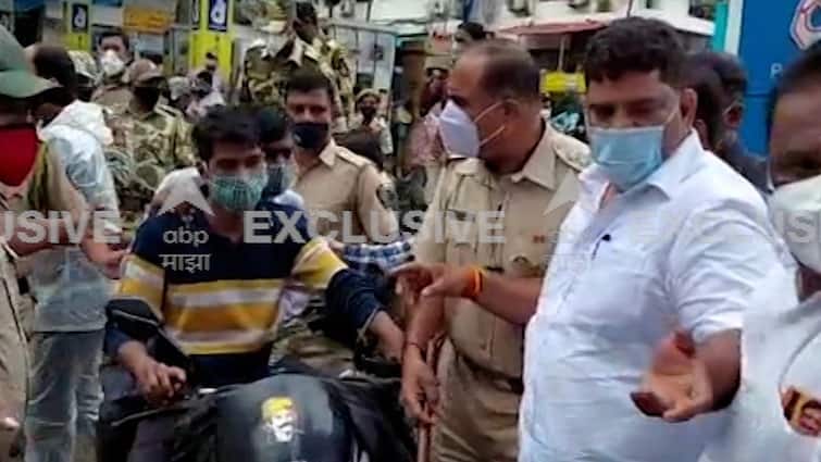 BJP-Shiv Sena dispute at Kudal petrol pump Shiv Sena vs BJP : तळकोकणात शिवसेनेच्या वर्धापनदिनी सेना भाजपचा राडा,  शिवसैनिक आणि राणे समर्थकांत बाचाबाची