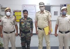 दिल्ली पुलिस के हत्थे चढ़ा नकली आर्मी अफसर, पाकिस्तान की ISI भी इसे समझ रही थी असली