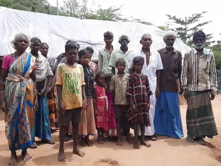 Even if they leave the forest and come to the city, the wildlife is the suffering of the tribal people. திண்டுக்கல்: அடிப்படை வசதியும் இல்லை.. தங்குவதற்கு இடமும் இல்லை.. தவிக்கும் பழங்குடியினர்.!