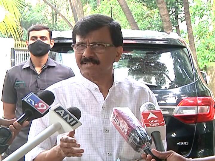 Congress which speaks its own language, should come out of the confusion first says shivsena mp Sanjay Raut Sanjay Raut : स्वबळाची भाषा करणाऱ्या काँग्रेसनं आधी गोंधळातून बाहेर यावं, त्यानंतर निर्णय घ्यावा : संजय राऊत