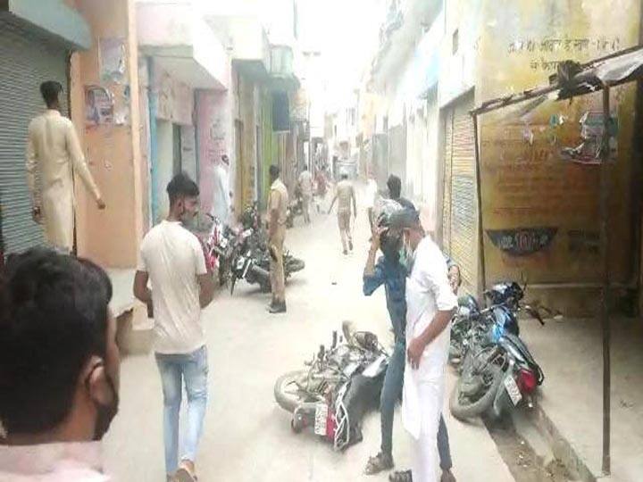 RLD Workers protest after arresting of Zila panchayat sadasya relative Bagpat Uttar Pradesh ann जिला पंचायत सदस्य के भाई और बेटों की गिरफ्तारी के बाद रालोद के कार्यकर्ताओं ने किया बवाल