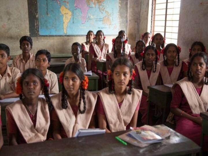 Dropout rate: सेकेंडरी स्कूलों में बीच में पढ़ाई छोड़ने वाले बच्चों की संख्या 17 प्रतिशत से ज्यादा, सरकारी रिपोर्ट में हुआ खुलासा The dropout rate at the secondary school level in India is more than 17%. Dropout rate: सेकेंडरी स्कूलों में बीच में पढ़ाई छोड़ने वाले बच्चों की संख्या 17 प्रतिशत से ज्यादा, सरकारी रिपोर्ट में हुआ खुलासा