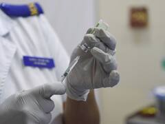 आज से देशभर में 18 साल से अधिक आयु के लोगों को मुफ्त में लगेगी कोरोना वैक्सीन