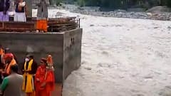 Meerut: बाढ़ को लेकर 50 गांवों में अलर्ट, Ganga नदी पर 4 जगह तटबंध टूटा