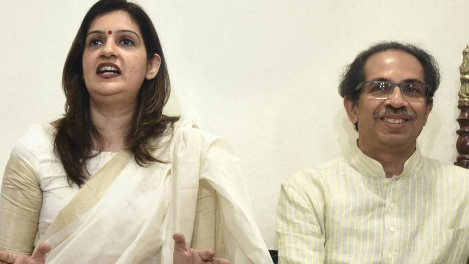 बढ़ती महंगाई को लेकर शिवसेना सांसद प्रियंका चतुर्वेदी ने सरकार पर कसा तंज,कहा-'टैक्स वसूली सरकार'