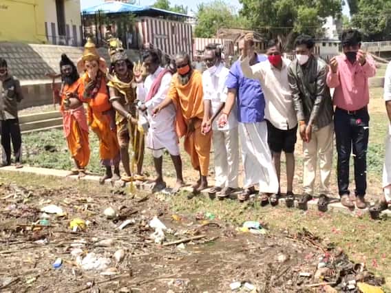 மயிலாடுதுறை: ’நடந்தாய் வாழி...காவிரியை வரவேற்ற பொதுமக்கள்!’ மயிலாடுதுறை: ’நடந்தாய் வாழி...காவிரியை வரவேற்ற பொதுமக்கள்!’