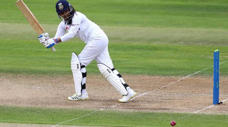 India vs England women test Sneh Rana impressive test debut scoring 50 takes 4 wicket India W vs England W: அறிமுக போட்டியில் ரெக்கார்டுகள்.. அப்பாவுக்கு டெடிகேஷன்!