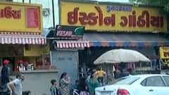 Ahmedabad:ત્રીજી લહેરની સંભાવનાઓ વચ્ચે પણ જનતાની બેદરકારી, ખાણીપીણી બજારમાં ઉમટી ભીડ,જુઓ વીડિયો