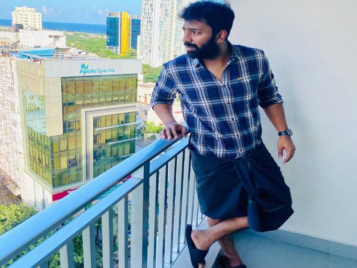 சக்கரக்கட்டி படத்திற்காக பிலிம்பேர் விருதுகள் மற்றும் விஜய் விருதுகளில் சாந்தனு சிறந்த ஆண் அறிமுக நடிகருக்கான விருதைப் பெற்றார்.