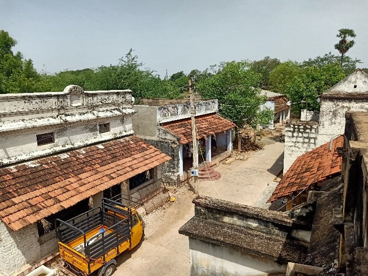 viruthunagar near village running for a one couple, know in details viruthunagar Update: ‛ஒரே ஒரு ஊருக்குள்ளே ஒரே ஒரு... அப்பா அம்மா’