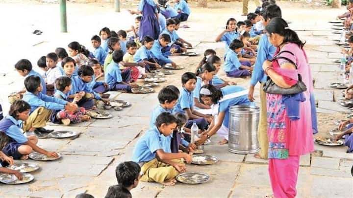 Changes in the nature and rules of the Mid Day Meal Scheme now it has been decided to start a new scheme in the name of PM Nutrition Shakti Nirman PM Poshan Shakti Nirman scheme ann मिड डे मील योजना के स्वरूप में बदलाव, अब पीएम पोषण शक्ति निर्माण के नाम से नई स्कीम शुरू करने का फैसला