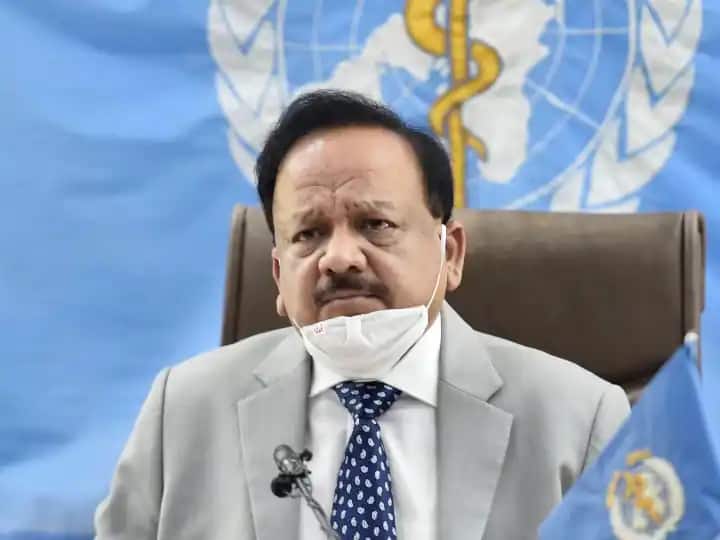 स्वास्थ्य मंत्री हर्षवर्धन ने कहा- वैक्सीनेशन की नई गाइडलाइन्स लागू होने के पहले ही दिन दी गई रिकॉर्ड तोड़ 47 लाख से ज्यादा डोज