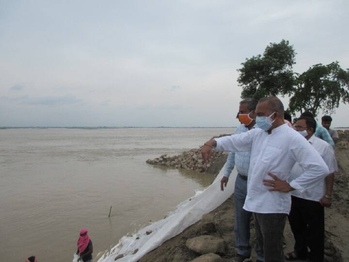 Gonda uttar pradesh Ghaghra river is flowing from below danger mark water has started filling in low areas ann गोंडा: फिलहाल खतरे के निशाने से नीचे बह रही है घाघरा नदी, निचले इलाकों में भरने लगा है पानी