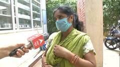 Noida के Vaccination Center पर टीकाकरण अभियान के दौरान लोगों ने कही ये बात | Ground Report