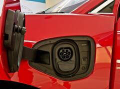 Jaguar I-Pace review: हवा से बातें करती है Jaguar की ये EV, कीमत कर देगी हैरान