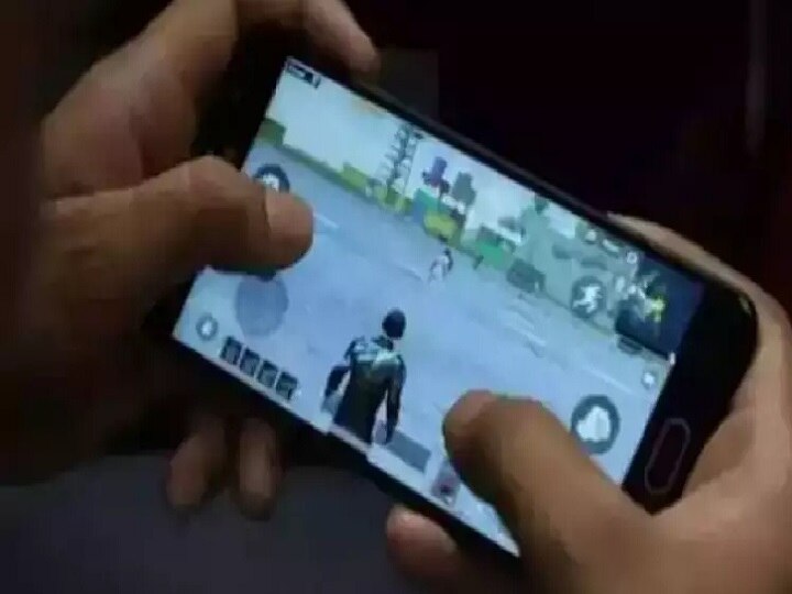 PUBG Mobile Battleground Download: 'மேல ஏறி வாரோம்'.. சந்தோஷத்தில் குதிக்கும் மாறுவேஷ பப்ஜி..!