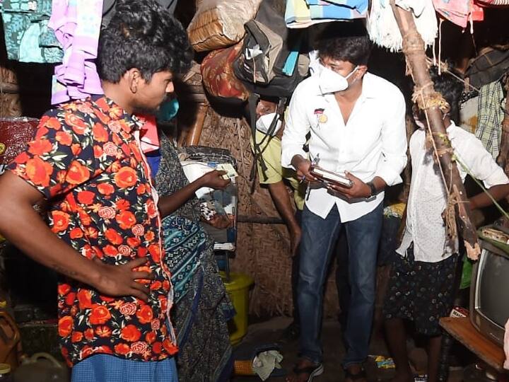 சேப்பாக்கம் கொய்யாத்தோப்பு குடிசைமாற்று வாரிய குடியிருப்பு பகுதியையும் பார்வையிட்டார் உதயநிதி ஸ்டாலின் எம்.எல்.ஏ