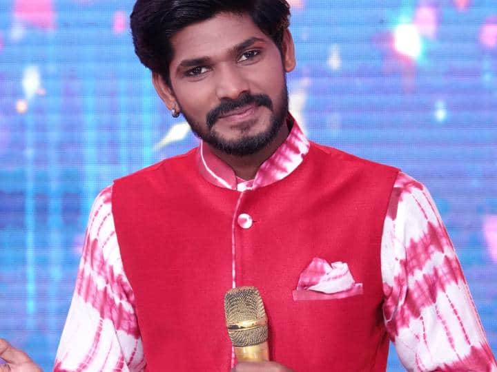 Indian Idol 12  Sawai Bhatt gets eliminated fans anger on makers and judges Indian Idol 12: कंटेस्टेंट सवाई भट्ट हुए शो से बाहर, ऑडिंयस ने जताई हैरानी और शो पर लगाया पक्षपात करने का आरोप