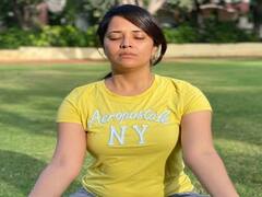 Yoga Poses Images: யோகாசனங்கள் செய்து அசத்திய நடிகர்கள் - புகைப்படங்கள்