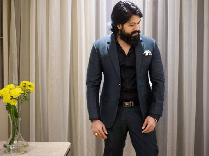 அவர் பணிபுரிந்த முதல் தொடர்