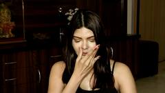 International Yoga Day पर Sherlyn Chopra ने बताए अपने पसंदीदा योगासन के पोज