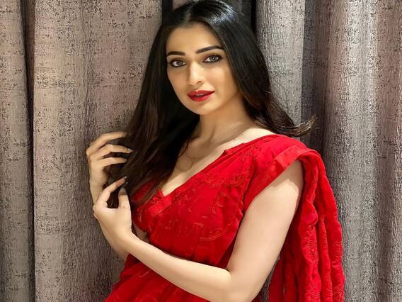 Actress raai laxmi pics : சகியே என் இளம் சகியே உன் நினைவுகளால் நீ துரத்துறியே Actress raai laxmi pics : சகியே என் இளம் சகியே உன் நினைவுகளால் நீ துரத்துறியே