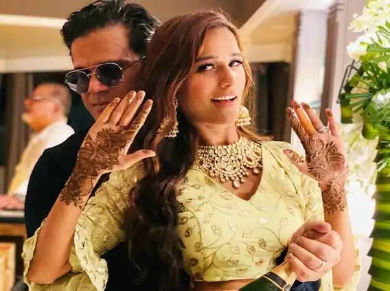 ਪੂਨਮ ਨੇ ਅੱਗੇ ਦੱਸਿਆ ਕਿ ਜੇਕਰ ਤੁਸੀਂ ਕਿਸੇ ਨਾਲ ਪਿਆਰ ਕੀਤਾ ਹੈ ਤਾਂ ਤੁਸੀਂ ਏਨੀ ਛੇਟੀ ਉਸਨੂੰ ਛੱਡ ਨਹੀਂ ਸਕਦੇ।