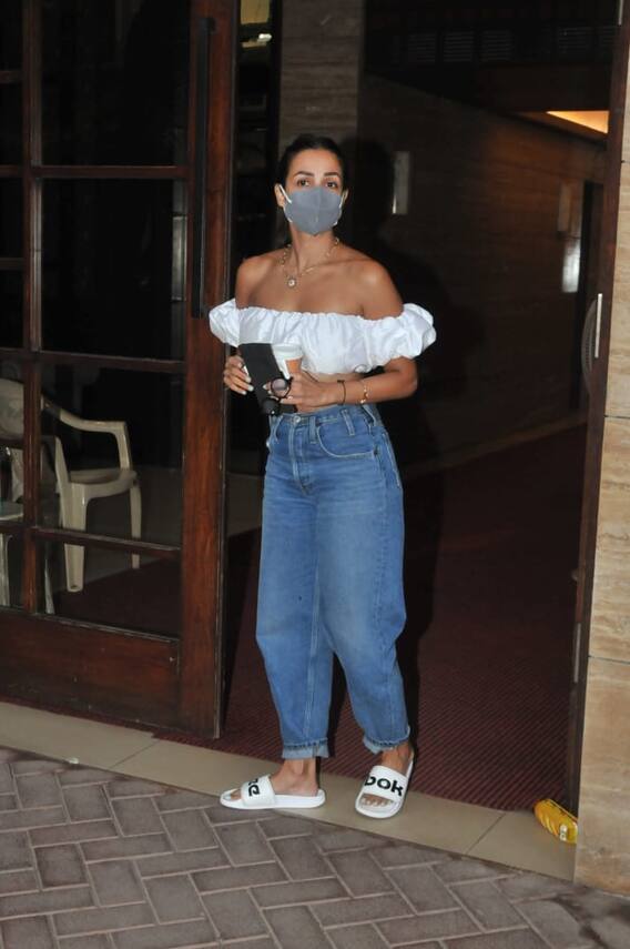 white baggy mom jeans