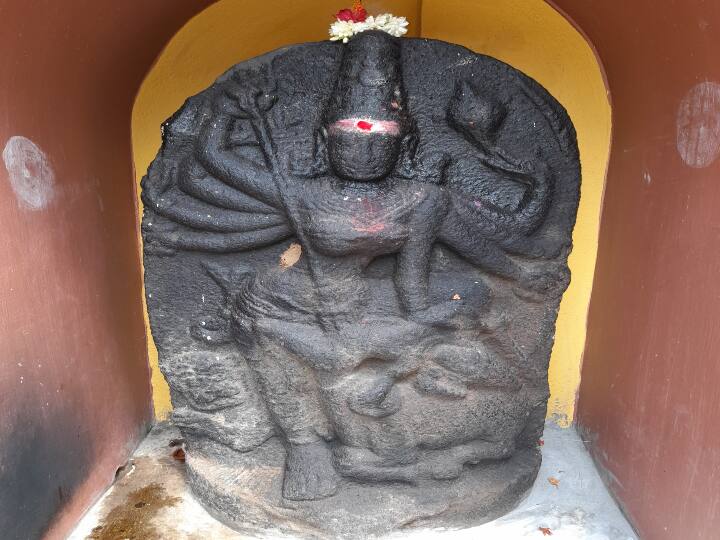 chozhar nisumbasoodhani found which was a race deity கி.பி. 12 ஆம் நூற்றாண்டை சேர்ந்த சோழர்களின் குலதெய்வம்  'நிசும்பசூதனி' சிற்பம் கண்டுபிடிப்பு..!