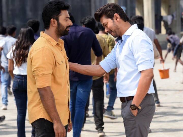 மாஸ்டர் படத்தில் ஹிட்டான குட்டி ஸ்டோரி பாடலை பாடியது நடிகர் விஜய்தான்.