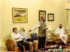 शरद पवार के घर विपक्षी दलों की बड़ी बैठक, टीएमसी-एनसीपी समेत कई दलों ने लिया हिस्सा, देखें तस्वीरें