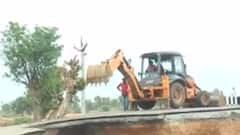 બનાસકાંઠાના વેડચા ગામમાં કોઝવે તૂટ્યો, 20 ગામોને થઈ અસર