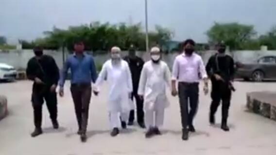 'धर्मांतरण कांड' पर क्या है नेताओं की राय ? सपा-बीजेपी नेताओं ने दिया ये जवाब | Baat To Chubhegi