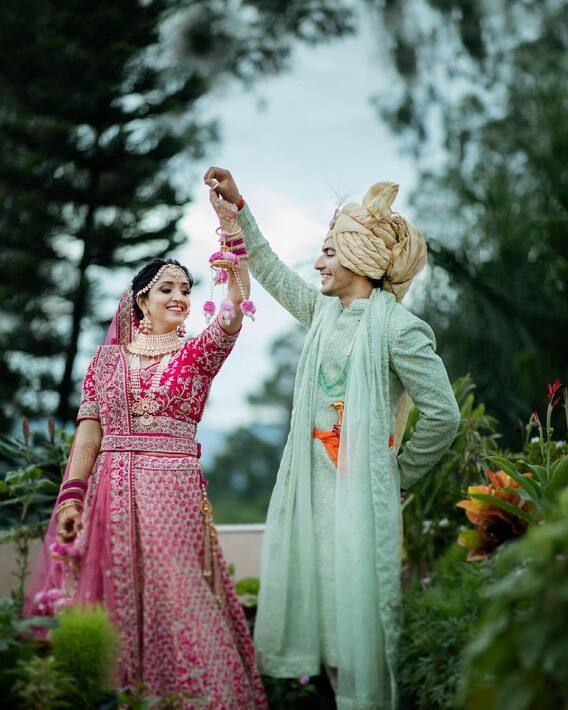 Pandya Store Dev Aka Akshay Kharodia Wedding Photos With Wife