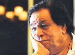 बेहद तंगहाली में बीता था Kader Khan का बचपन, 250 फिल्मों में डायलॉग लिखे और 300 फिल्मों में एक्टिंग कर रच दिया था इतिहास