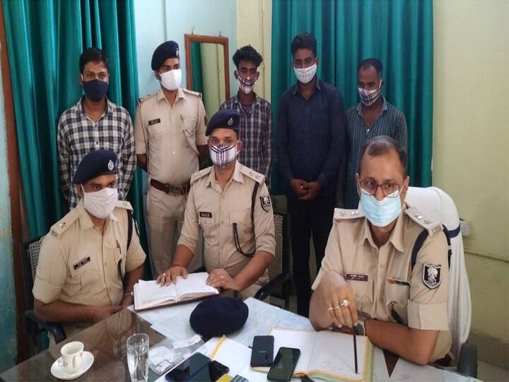 Bihar Crime: Three members of the Crime gang were doing the recce of the bank, police arrested ann Bihar Crime: बैंक की रेकी कर रहे थे कोढ़ा गैंग के तीन सदस्य, पुलिस ने किया गिरफ्तार