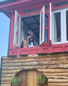 MS Dhoni and Ziva Dhoni Album: தோனி நியூ லுக் - ஸிவா தோனி கியூட் லுக்!