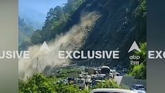 Rishikesh-Badrinath National Highway पर गिरा मलबा, आवाजाही ठप, देखें लाइव तस्वीरें