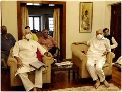 शरद पवार के घर विपक्षी दलों की बड़ी बैठक, टीएमसी-एनसीपी समेत कई दलों ने लिया हिस्सा, देखें तस्वीरें