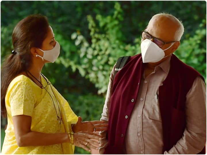 राजनीतिक विश्लेषकों के अनुसार कोई भी व्यक्ति इस बात की अनेदेखी नहीं कर सकता है कि बैठक की मेजबानी पवार ने अपने आवास पर की. यह बैठक चुनाव रणनीतिकार प्रशांत किशोर के साथ हुई उनकी हालिया मुलाकातों के बाद हुई है. पवार की किशोर के साथ एक बैठक महज एक दिन पहले सोमवार को ही हुई थी.