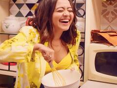 Neha Kakkar-Rohanpreet ने अपने घर को बड़े ही नाजों से सजाया, देखें इनसाइड फोटोज