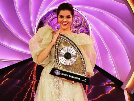 Rubina Dilaik ने LGBTQIA+ चैरिटी के लिए शेयर किया 'बिग बॉस' का विनिंग गाउन, कही ये बड़ी बात Rubina Dilaik ने LGBTQIA+ चैरिटी के लिए शेयर किया 'बिग बॉस' का विनिंग गाउन, कही ये बड़ी बात