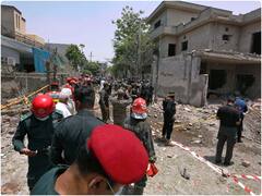 क्या पाकिस्तान ने भारत को बदनाम करने के लिए खुद कराया हाफिज सईद के घर के बाहर विस्फोट? देखें तस्वीरें