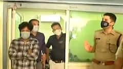 અમદાવાદમાં સરકારી જમીન હડપનારને ત્યાં પોલીસની છાપેમારી, જુઓ વીડિયો