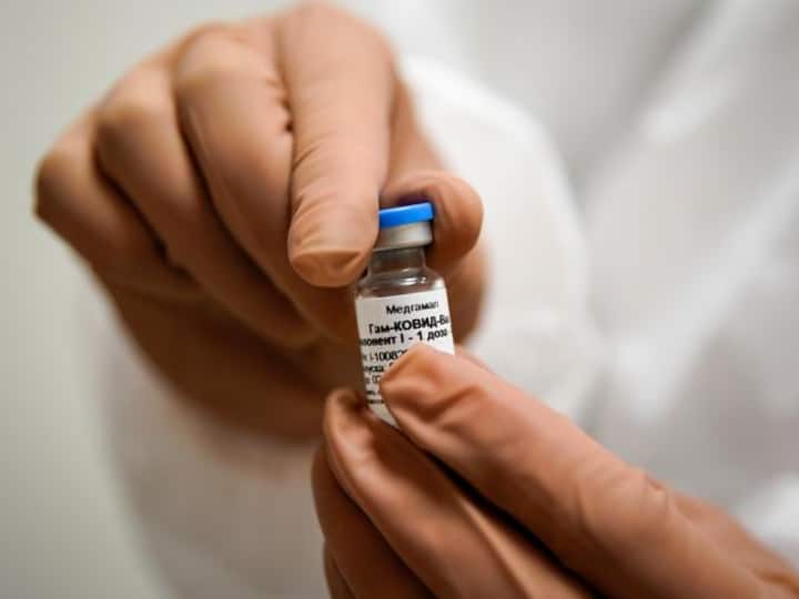 दक्षिण अफ्रीका में रूसी कोरोना वैक्सीन स्पूतनिक वी को नहीं मिली मंजूरी, HIV फैलने को लेकर किया जा रहा है दावा