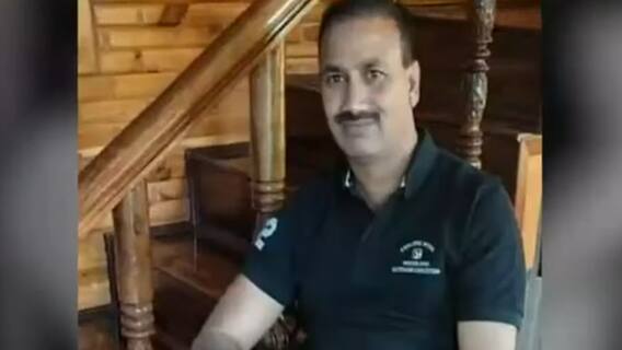 Tension in Jammu and Kashmir as two policemen shot dead within 4 days