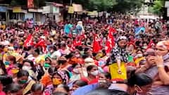 Solapur Beedi Workers Protest : दारू विक्रीला परवानगी, मग विडी उद्योगावर अन्याय का? : नरसय्या आडम