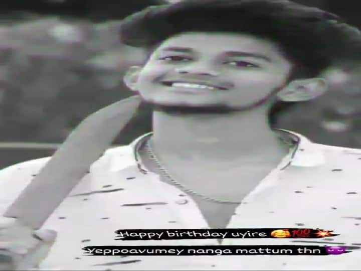 coimbatore Video footage has emerged of students being attacked and walking around with a machete in hand. கோவையில் மீண்டும் ஒரு அதிர்ச்சி.. வெளியான வீடியோ