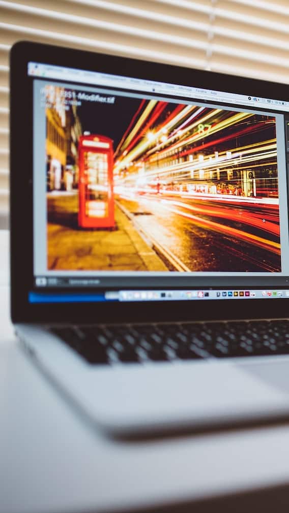 Windows 11 official now; here are the latest features