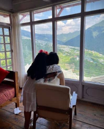 MS Dhoni is staying with his wife Sakshi and daughter Ziva in a cottage with a beautiful view on the hills of Himachal. [pic credit: Instagram/Ziva Singh Dhoni]